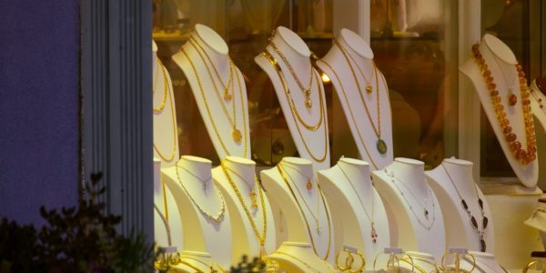 Why Local Keywords Matter for Jewelry Business Success